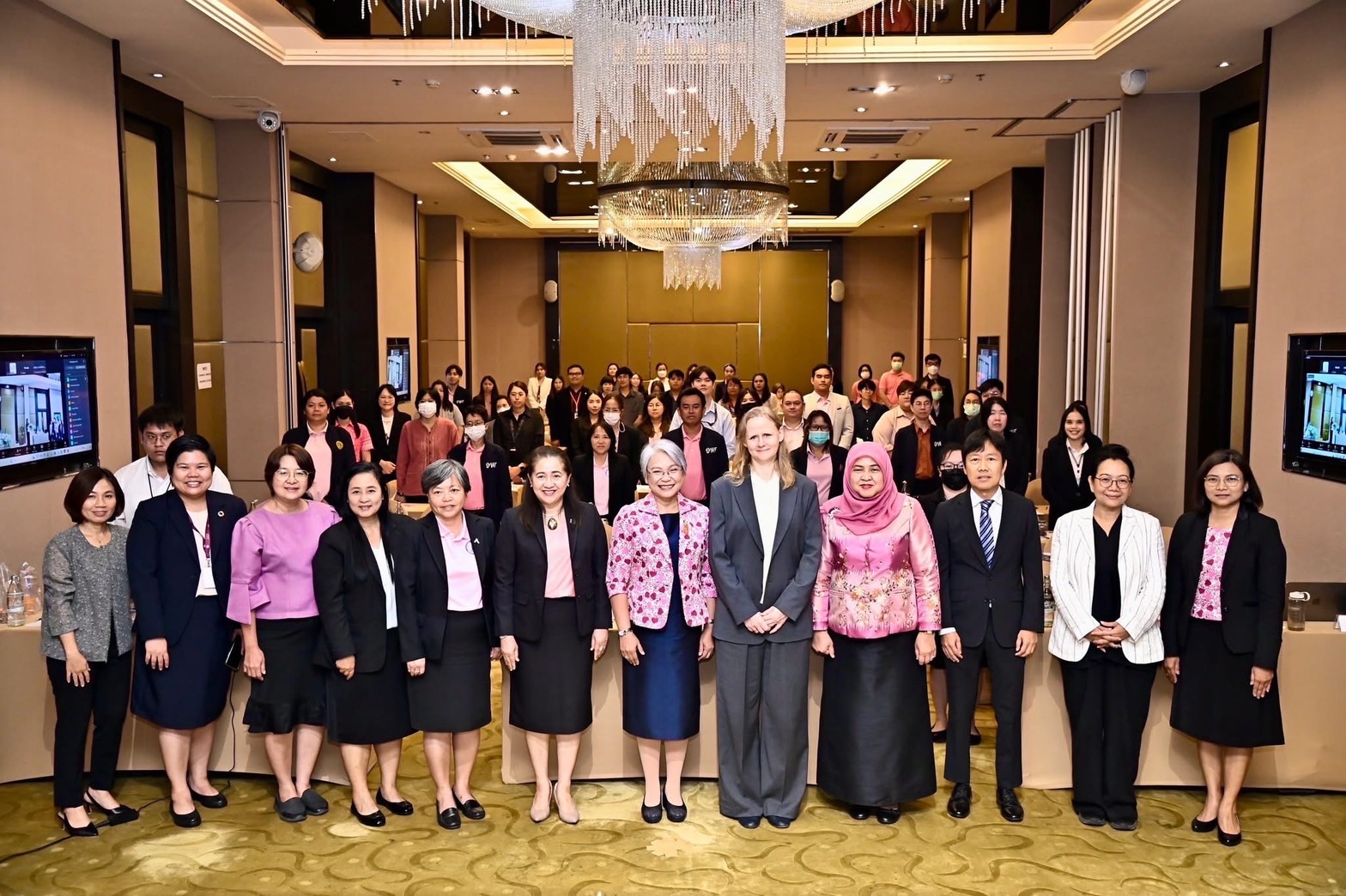 ร่วมการประชุมเชิงปฏิบัติการว่าด้วยความเสมอภาคระหว่างเพศและการเสริมพลังสตรี เพื่อการดำเนินงานด้านสตรี…