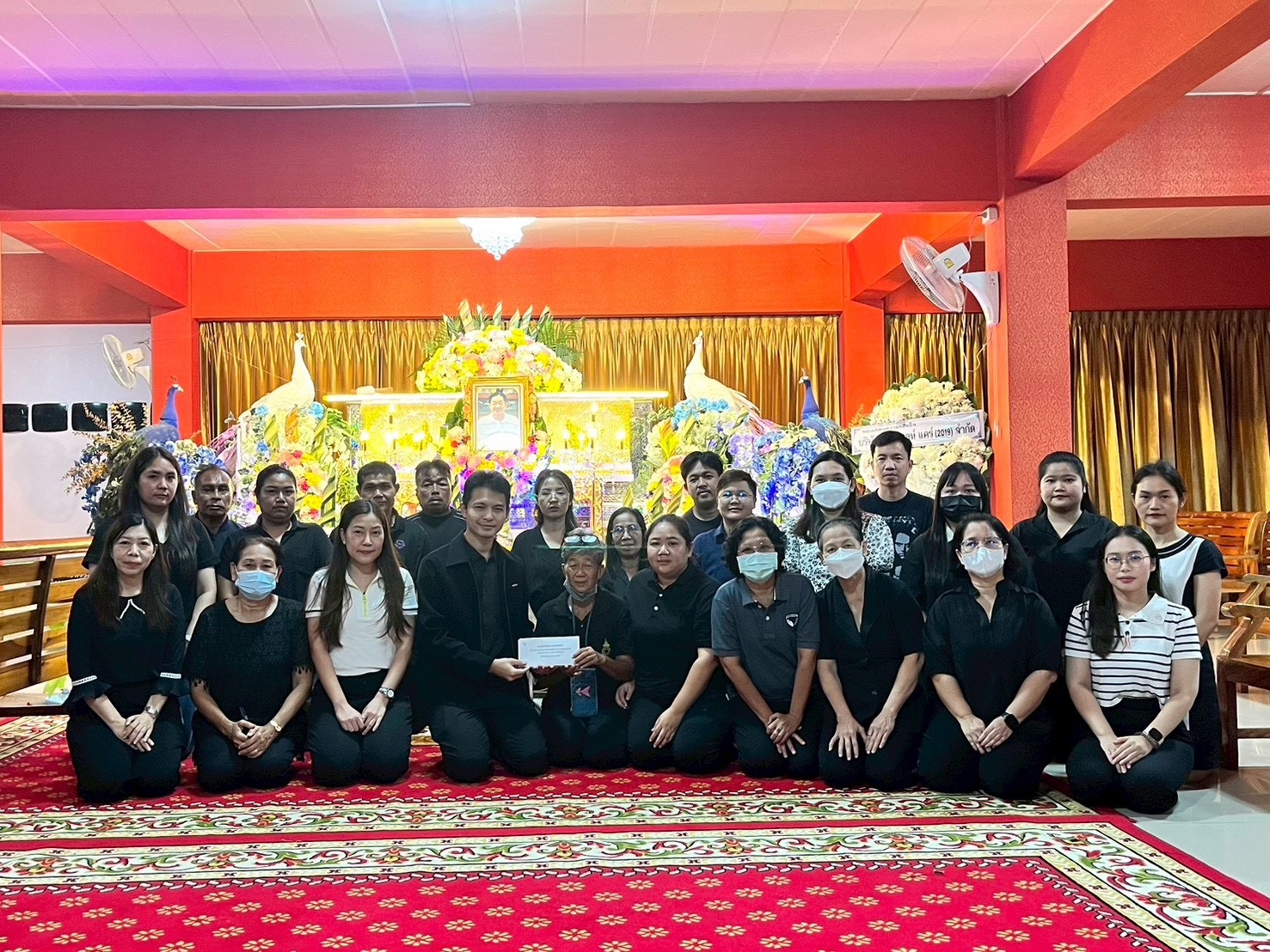 ร่วมงานสวดพระอภิธรรมศพบิดาเจ้าหน้าที่ศูนย์ฯ