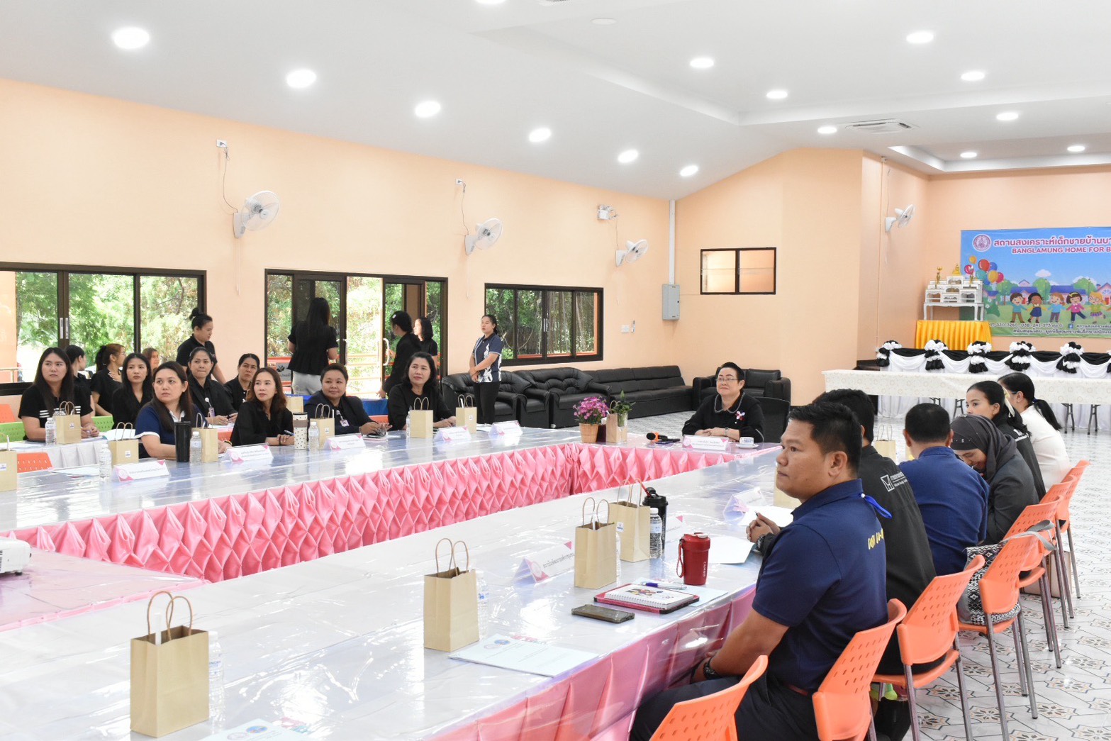ร่วมประชุมทีม พม.ใกล้คุณ จังหวัดชลบุรี ครั้งที่ 6/2569