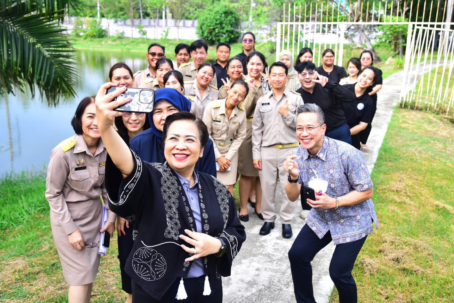 ต้อนรับอธิบดี สค. ตรวจเยี่ยมศูนย์เรียนรู้การพัฒนาสตรีและครอบครัวฯ จังหวัดชลบุรี รุกงานพื้นที่ชลบุรี &hellip;