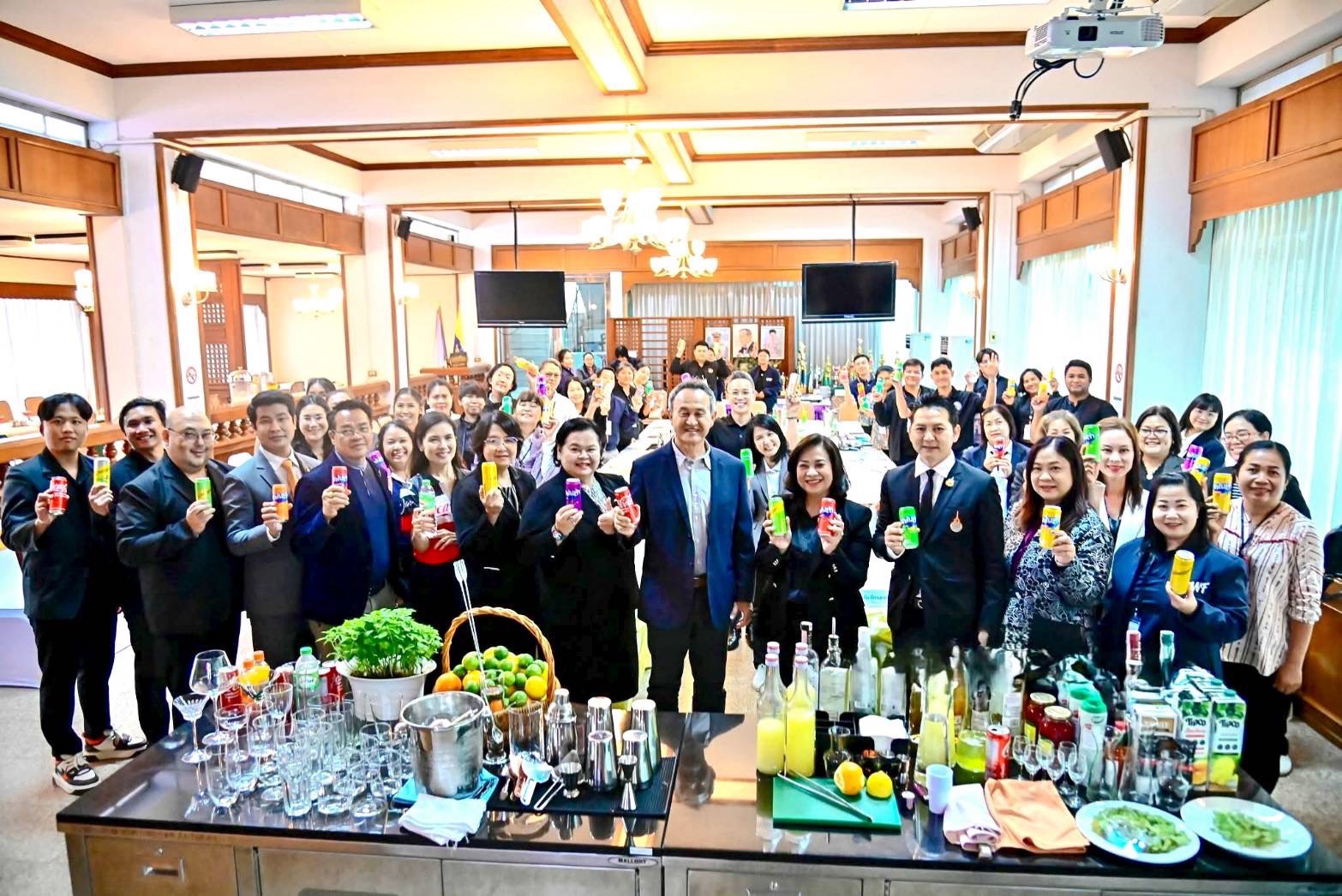 ประชุมเชิงปฏิบัติการเพื่อพัฒนาหลักสูตรด้านเครื่องดื่ม “Train the Trainers TNCC x DWF 2026”